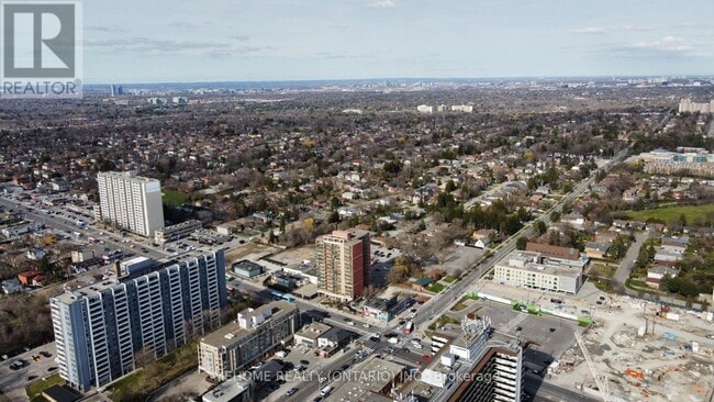 Building Photo - 7 Golden Lion Heights