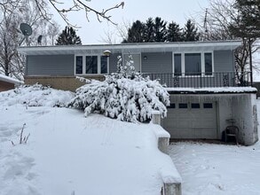 Building Photo - 1714 S 15th St