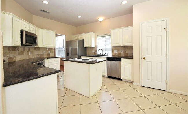 Foto del edificio - 4602 Rainbow Valley Ct