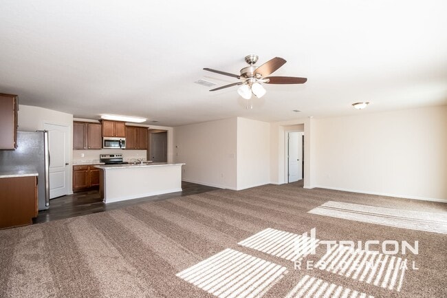 Building Photo - 3833 Bronco Rd