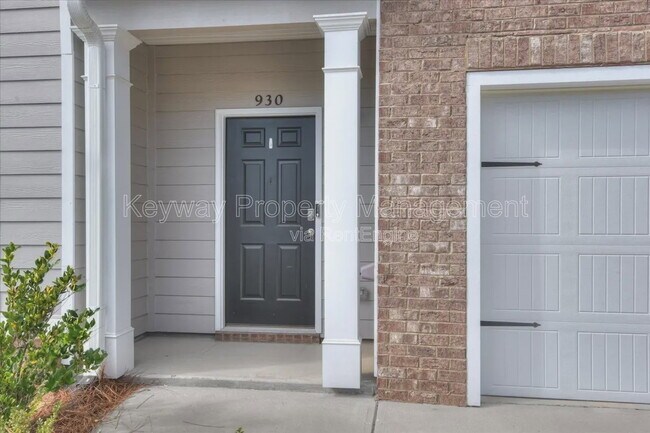 Foto del edificio - 930 Quaint Parish Cir