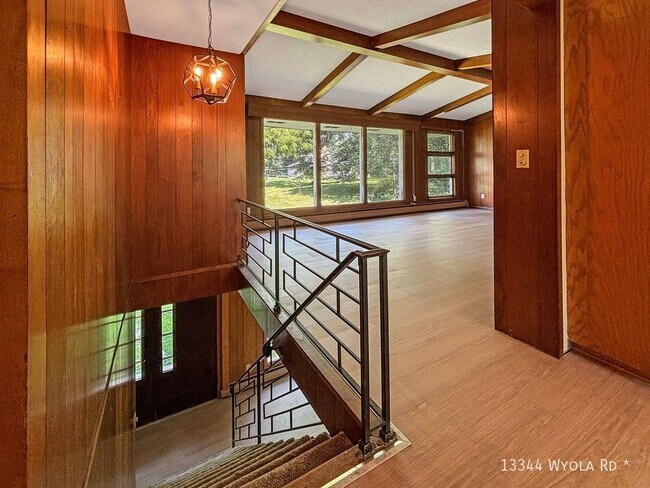 Foto del edificio - 13344 Wyola Rd