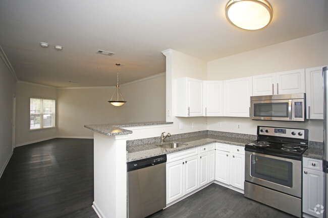 Interior Photo - The Apartments at Aberdeen Station