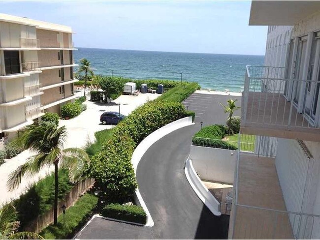 Foto del edificio - 3230 S Ocean Blvd