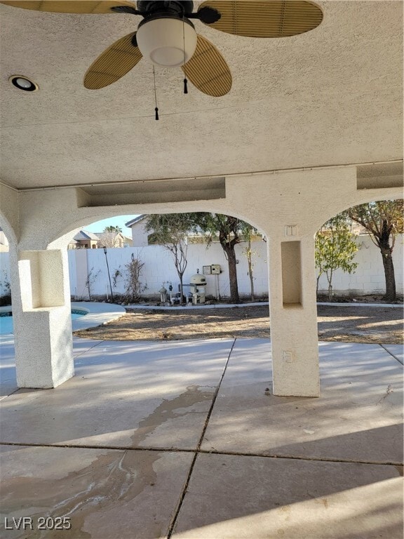 Foto del edificio - 1003 Dover Glen Dr
