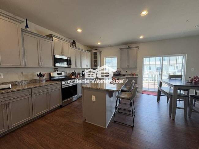 Building Photo - 629 Heathland Trail