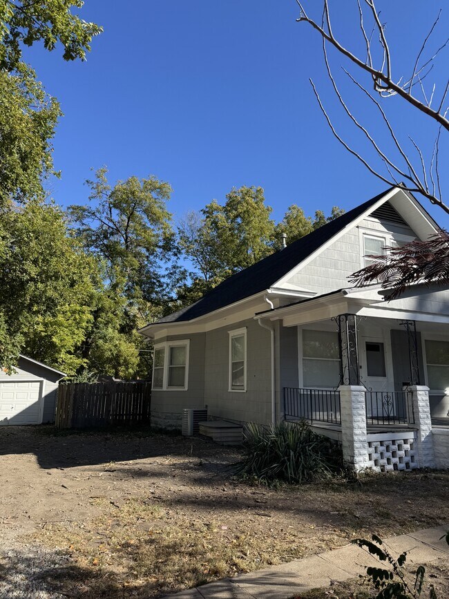 2109 SE 13th St, Topeka, KS 66607 House Rental in Topeka, KS