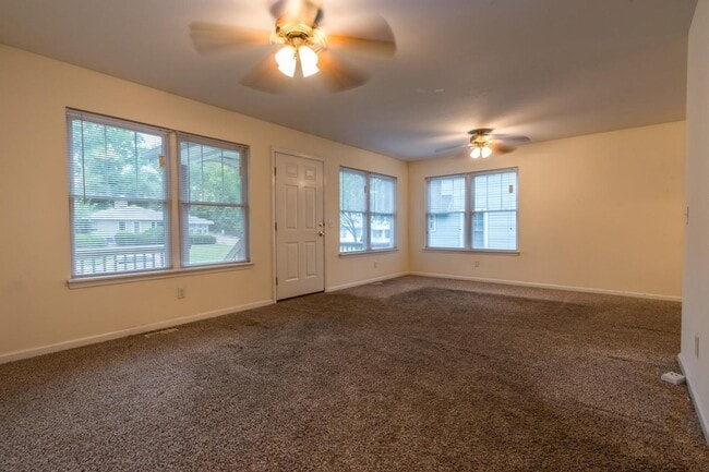 Building Photo - 505 S Highland Ave