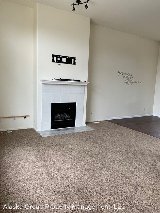 Foto del edificio - 4 br, 2 bath House - 3231 Khyber Cir