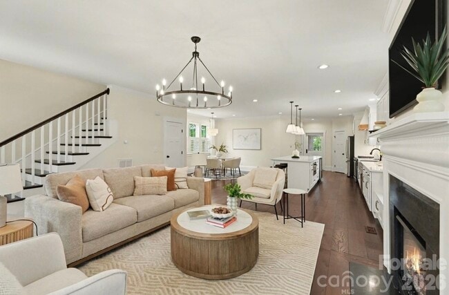 Building Photo - 2120 Highland St