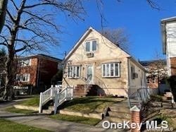 Primary Photo - 258-15 83rd Ave