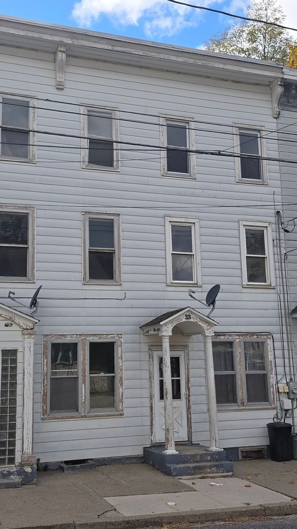 Foto del edificio - 33-35 Washington Street
