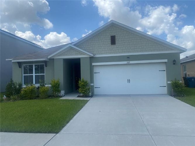 Foto principal - 162 Henry Stevens Dr