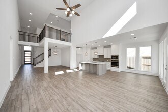 Building Photo - 5806 Pink Coral Ln
