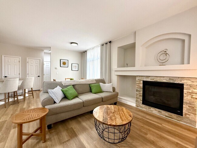 Foto del edificio - 2132 Clipper Way