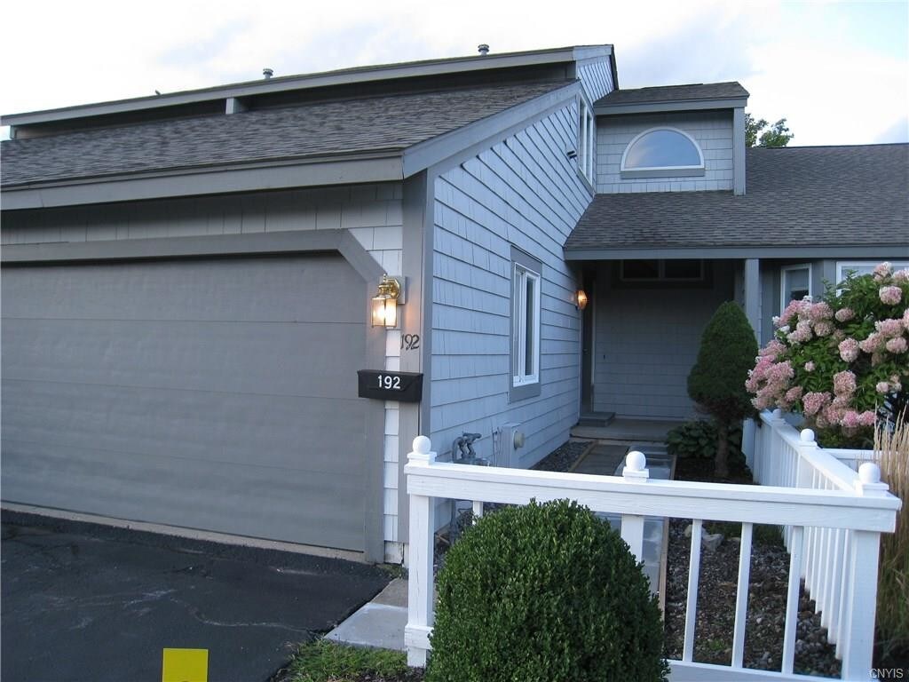 192 Summerhaven Dr S, East Syracuse, NY 13057 Condo for Rent in East Syracuse, NY