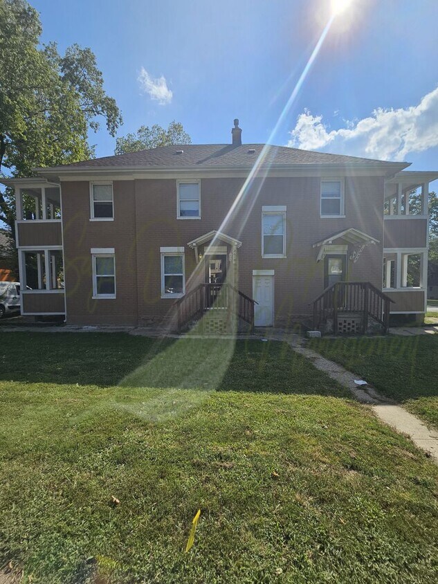 Primary Photo - 1053-2615 Quindaro Blvd, Kansas City, KS 6...