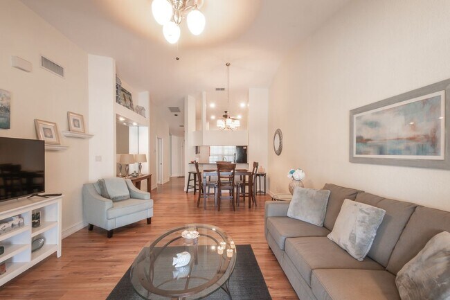 Foto del edificio - 1300 Misty Pines Cir