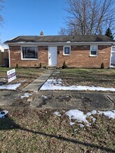 Building Photo - 2514 Chase St