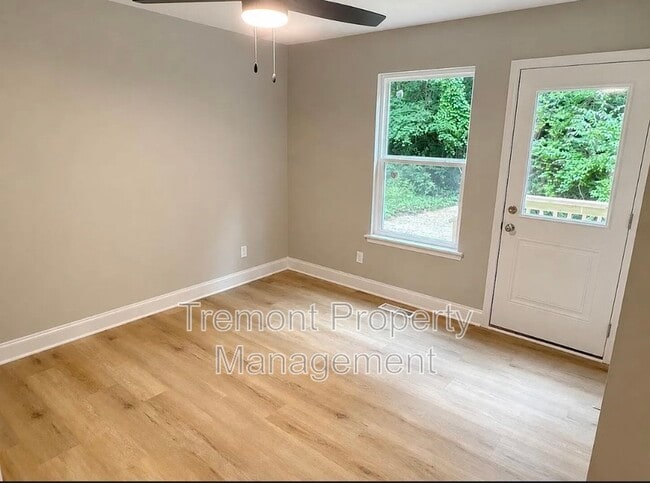 Foto del edificio - 2620 E 21st St