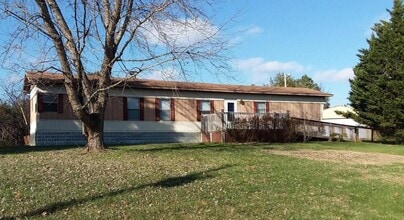 Building Photo - 965 Weems Chapel Rd