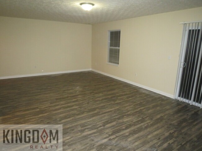 Building Photo - 2746 Mchenry Dr Columbus, OH 43207