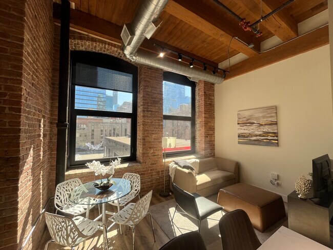 Foto del edificio - 151 W Ohio St