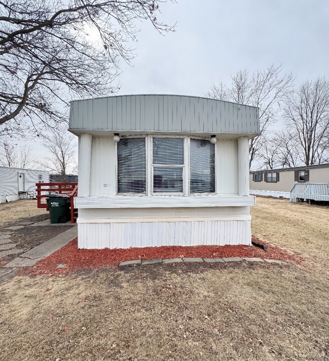 Foto del edificio - 39 Village Ct