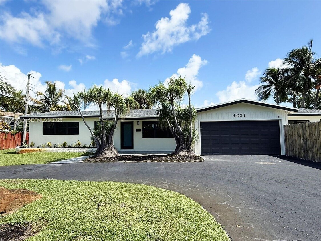 Foto principal - 4021 NE 17th Terrace