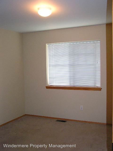 Building Photo - 3 br, 2 bath House - 1315 Spruce Street