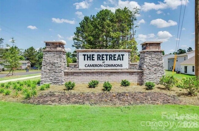 Foto del edificio - 13123 Hampton Bay Ln