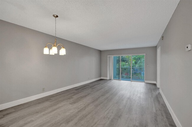 Building Photo - 1541 S Ocean Blvd