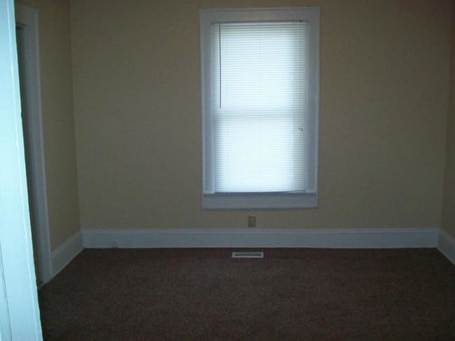 Building Photo - 1011 Washington Street, Roanoke Rapids