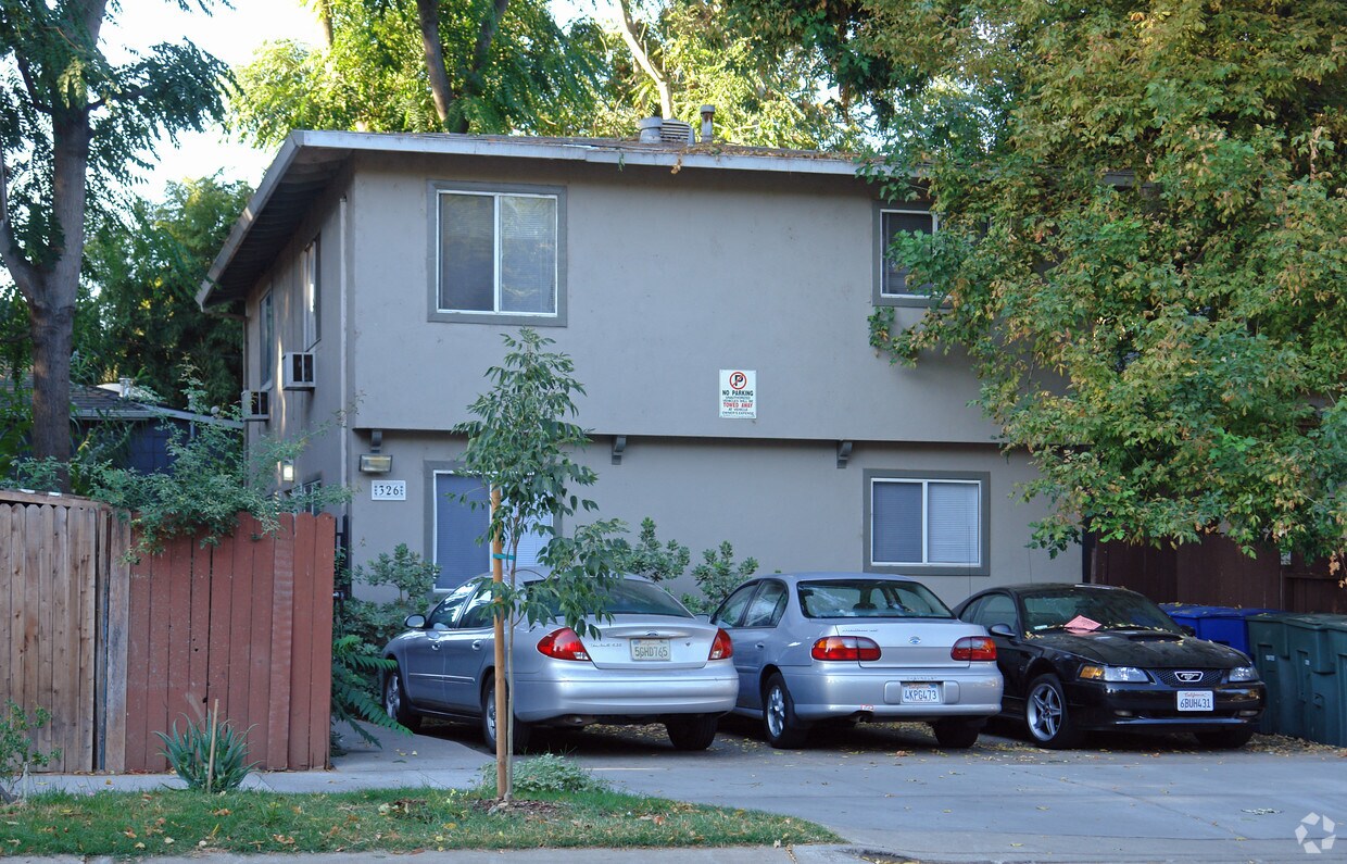 Primary Photo - 326 V St