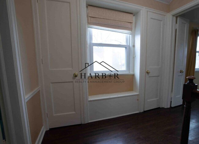 Foto del edificio - 1350 2nd St NW