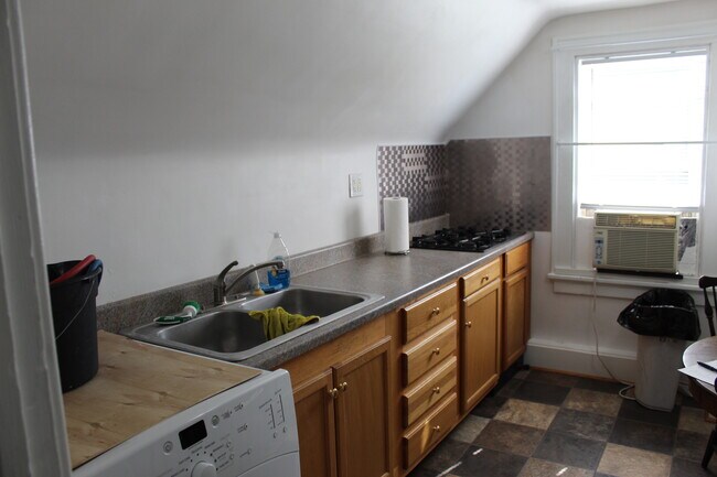Building Photo - 226 S Wayne Ave