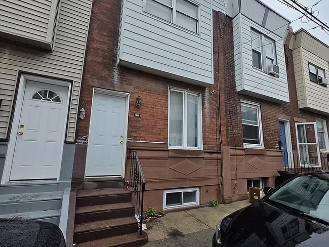 Photo - 1611 S Etting St House