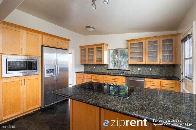 Foto del edificio - 3 br, 2 bath House - 8572 Fireside Ave, Sa...