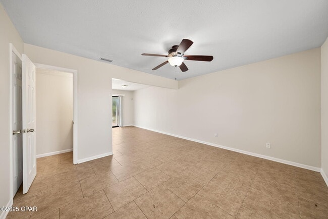 Building Photo - 3923 Molina Rd