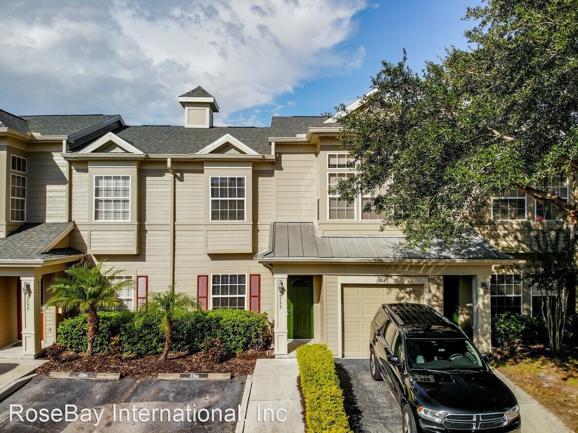Primary Photo - 2 br, 2.5 bath House - 7754 Plantation Circle