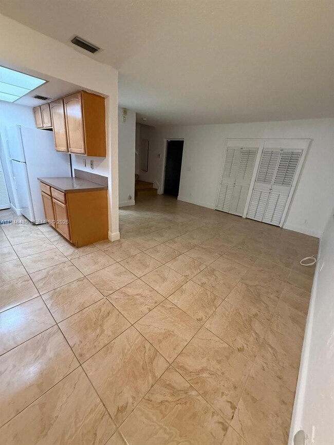 Foto del edificio - 5811 NW 21st St