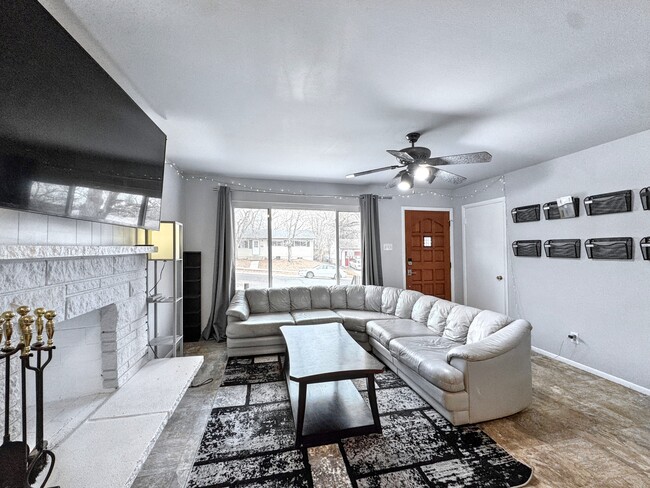 Foto del edificio - 3712 Windsor Ave