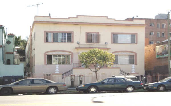 Foto del edificio - 528 S Rampart Blvd