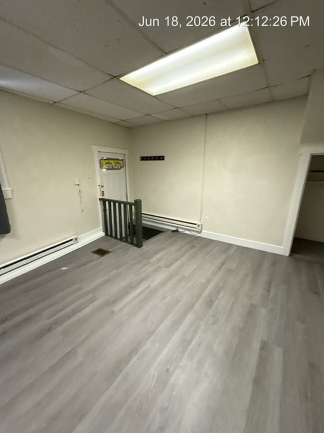 Building Photo - 487 Dallas St