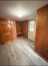 Building Photo - 194 Water St