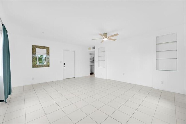 Foto del edificio - 3208 Colony Club Rd