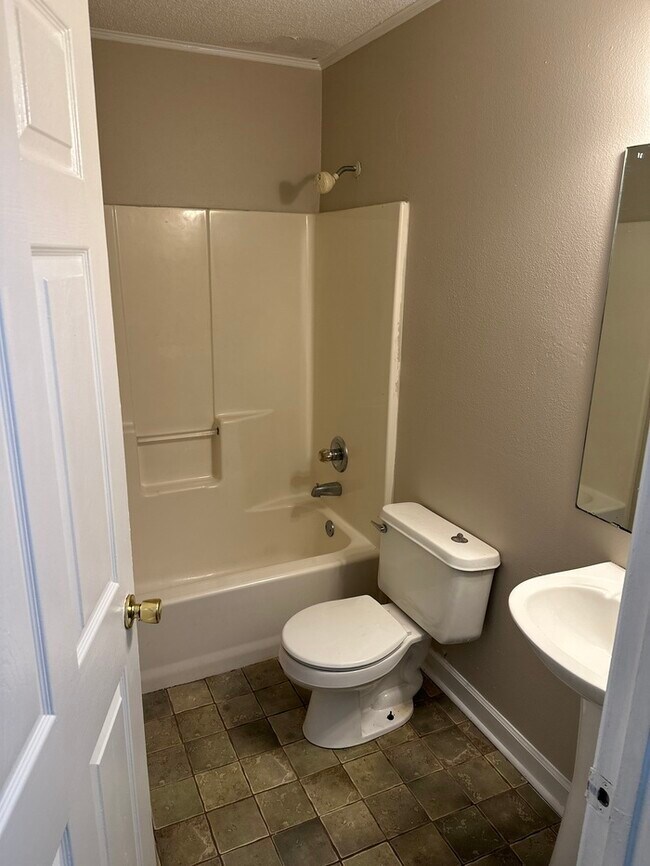 Foto del edificio - 3005 Godwin Ln