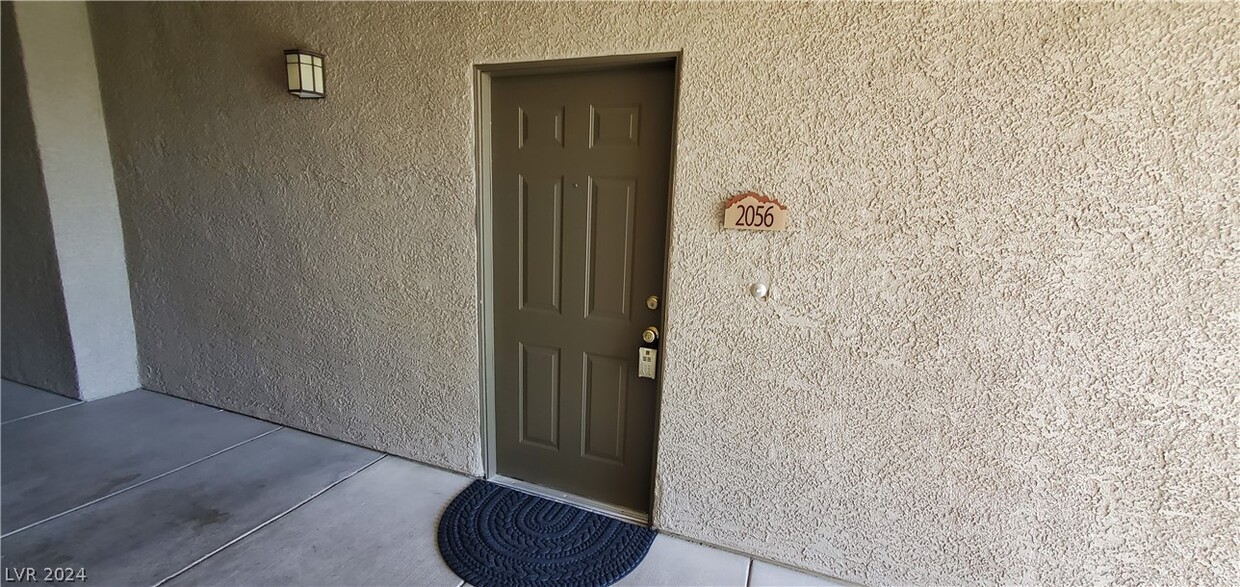 Primary Photo - 8250 N Grand Canyon Dr