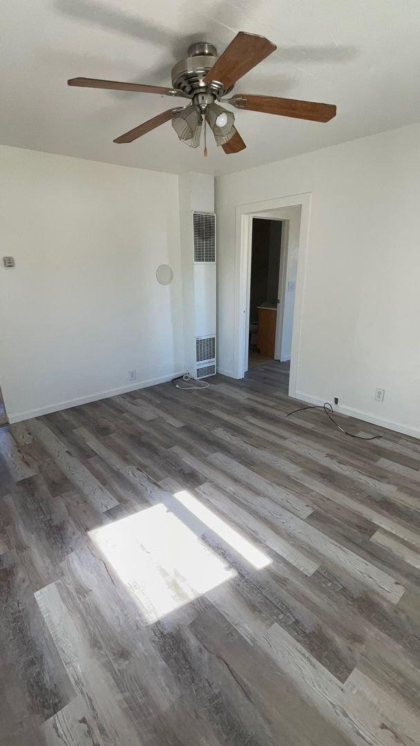 Foto del edificio - Spacious 1 Bedroom 1 Bath House