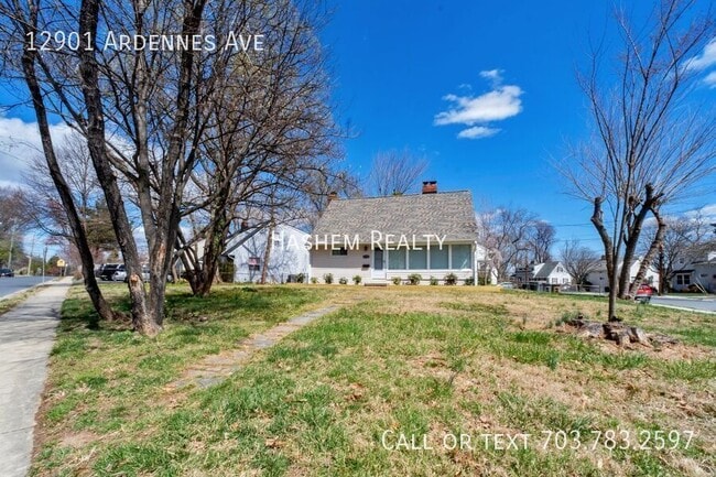 Foto del edificio - 12901 Ardennes Ave